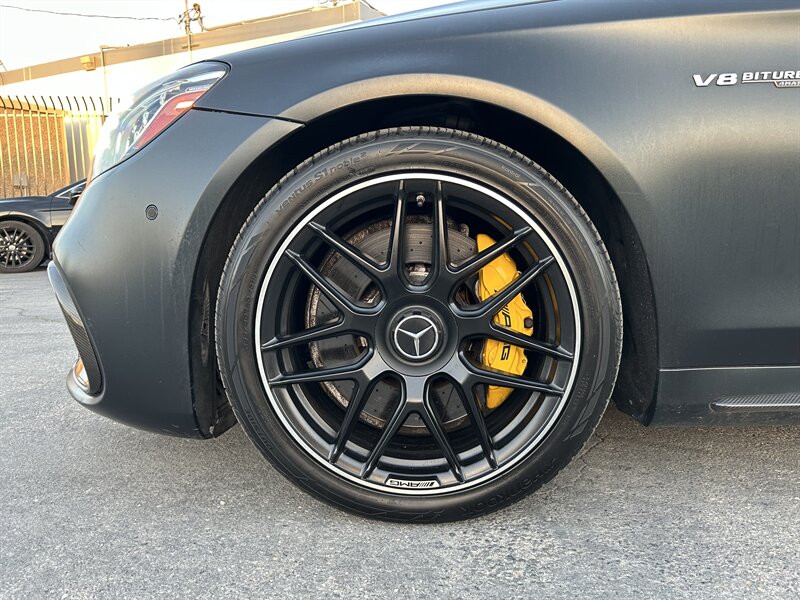 2019 Mercedes-Benz AMG S 63 - Photo 13 - Canoga Park, CA 91303