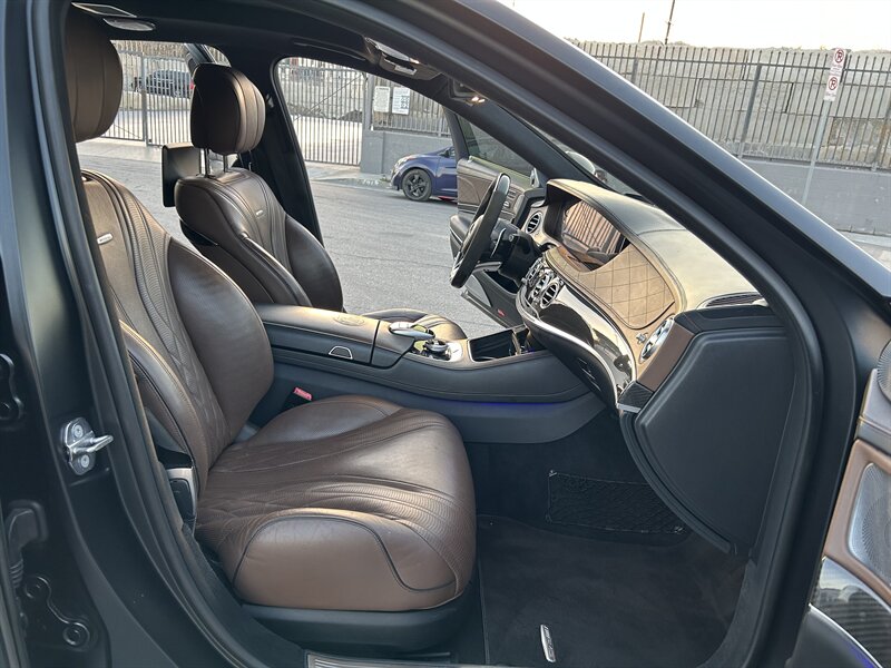 2019 Mercedes-Benz AMG S 63 - Photo 23 - Canoga Park, CA 91303