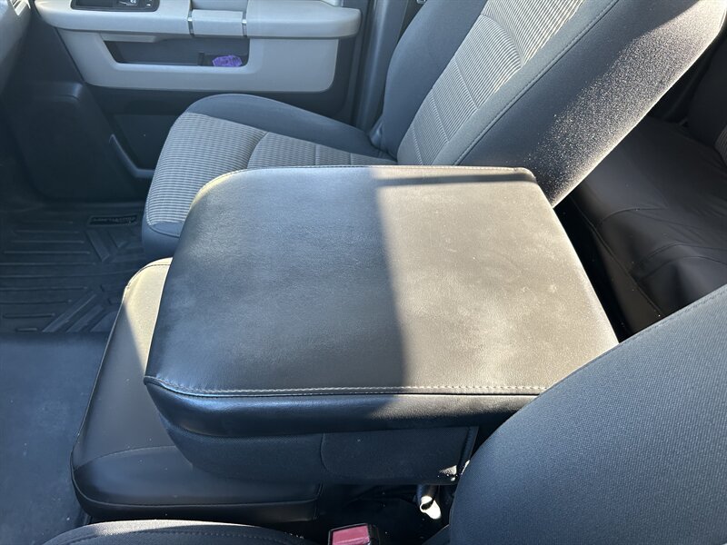 2010 Dodge Ram 1500 SLT - Photo 35 - Canoga Park, CA 91303