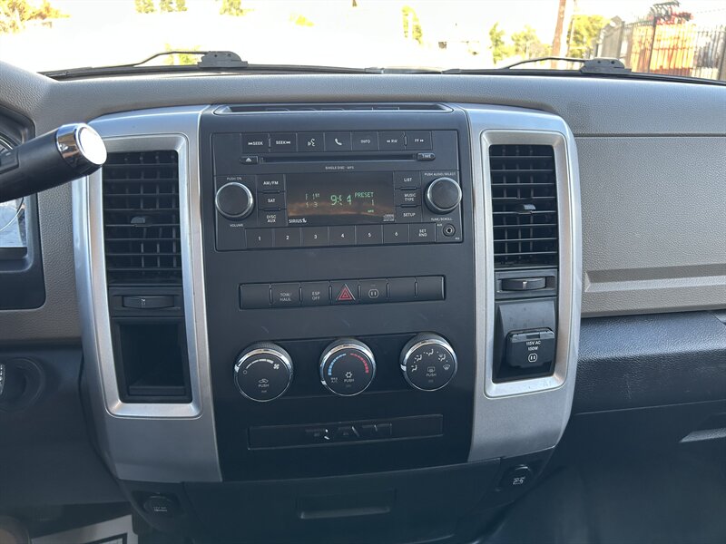 2010 Dodge Ram 1500 SLT - Photo 31 - Canoga Park, CA 91303