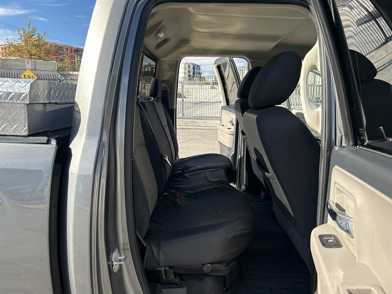 2010 Dodge Ram 1500 SLT - Photo 23 - Canoga Park, CA 91303