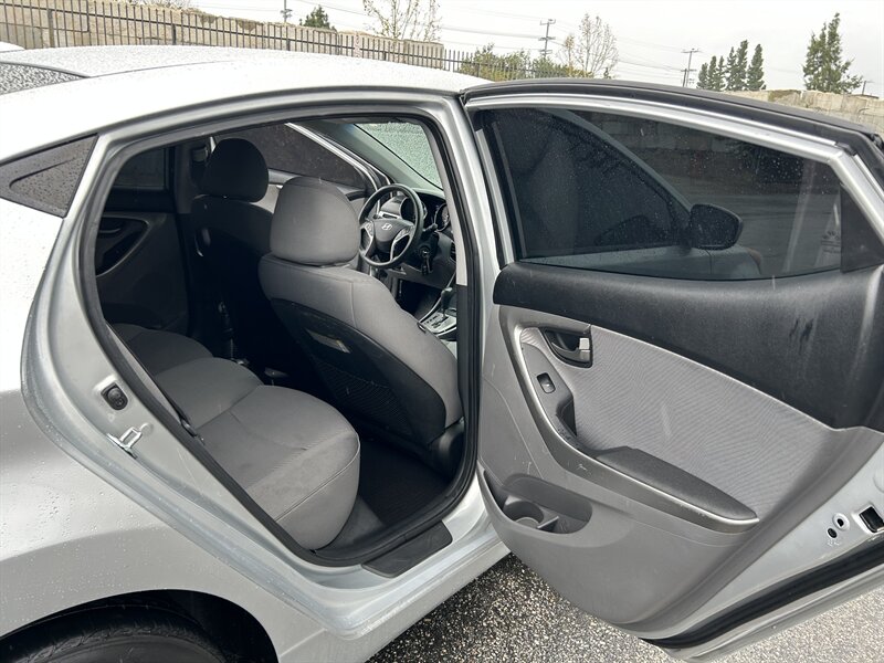 2013 Hyundai ELANTRA GLS - Photo 15 - Canoga Park, CA 91303