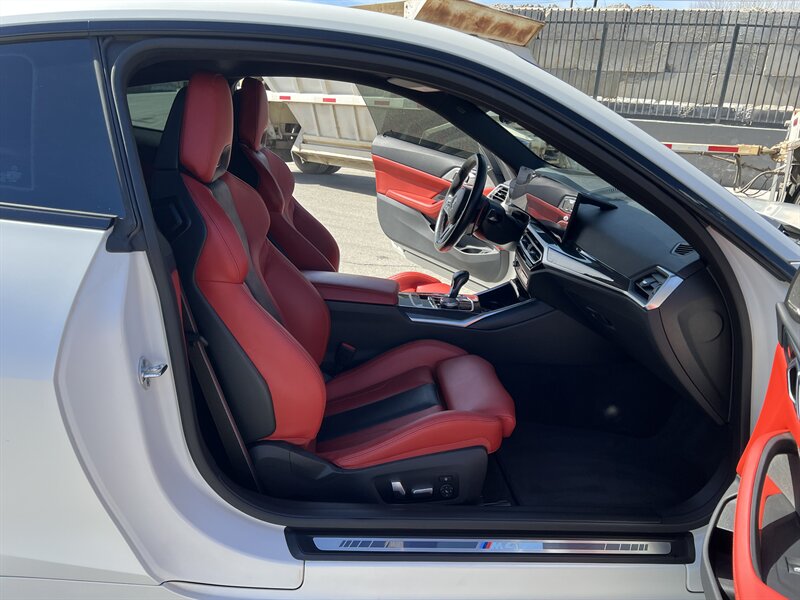 2024 BMW M4 Competition xDrive - Photo 18 - Canoga Park, CA 91303