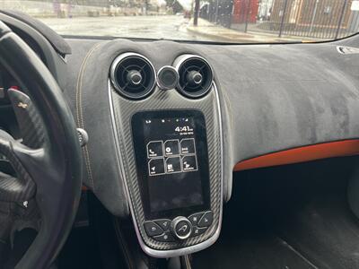 2016 McLaren 570S   - Photo 26 - Canoga Park, CA 91303