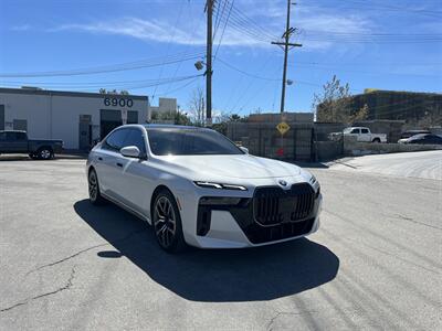 2024 BMW 7 Series 740i   - Photo 6 - Canoga Park, CA 91303