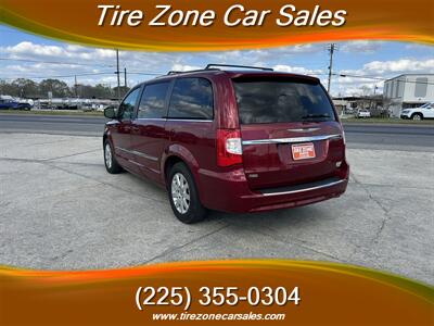 2016 Chrysler Town & Country Touring   - Photo 3 - Baton Rouge, LA 70805