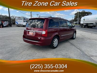 2016 Chrysler Town & Country Touring   - Photo 4 - Baton Rouge, LA 70805