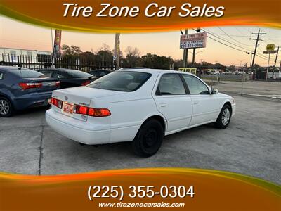 2001 Toyota Camry LE   - Photo 5 - Baton Rouge, LA 70805