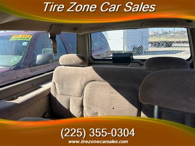 1995 Chevrolet Suburban C1500 - Photo 8 - Baton Rouge, LA 70805