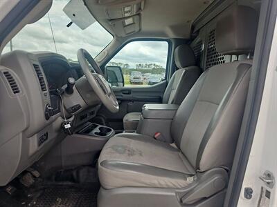 2021 Nissan NV 2500 HD SV   - Photo 7 - Umatilla, FL 32784