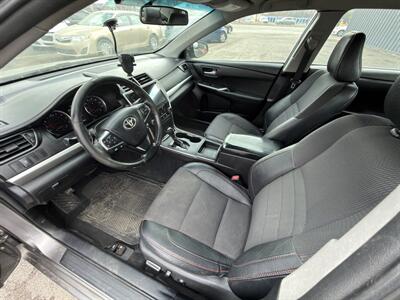 2016 Toyota Camry LE   - Photo 16 - Indianapolis, IN 46226
