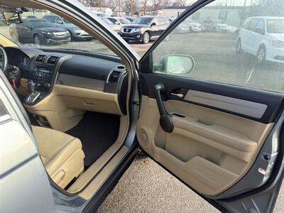 2010 Honda CR-V EX-L   - Photo 9 - Indianapolis, IN 46226