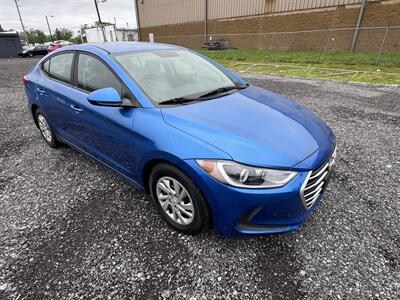 2017 Hyundai ELANTRA SE   - Photo 1 - Indianapolis, IN 46226