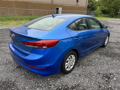 2017 Hyundai ELANTRA SE   - Photo 3 - Indianapolis, IN 46226