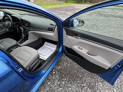 2017 Hyundai ELANTRA SE   - Photo 12 - Indianapolis, IN 46226