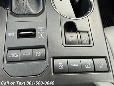 2021 Toyota Highlander XLE - Photo 8 - North Salt Lake, UT 84010