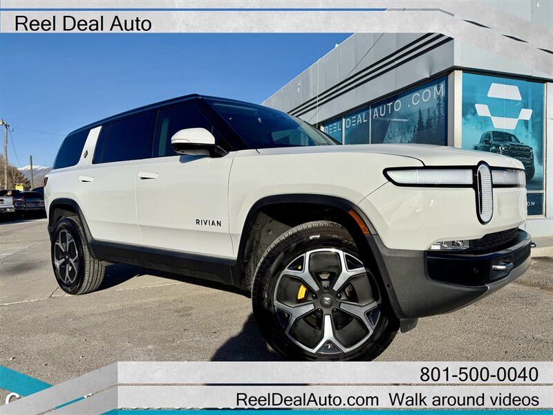 2023 Rivian R1S Adventure  