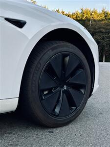 2025 Tesla Model 3 Long Range   - Photo 23 - Long Beach, CA 90813