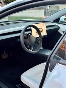 2025 Tesla Model 3 Long Range   - Photo 9 - Long Beach, CA 90813