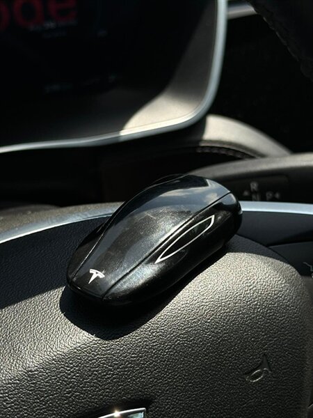 2016 Tesla Model S 90D - Photo 17 - Long Beach, CA 90813