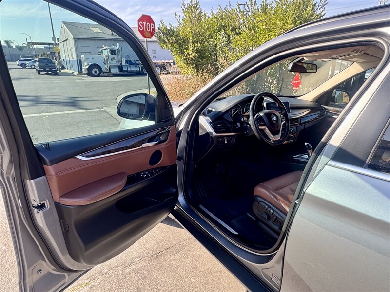 2016 BMW X5 xDrive40e - Photo 26 - Long Beach, CA 90813