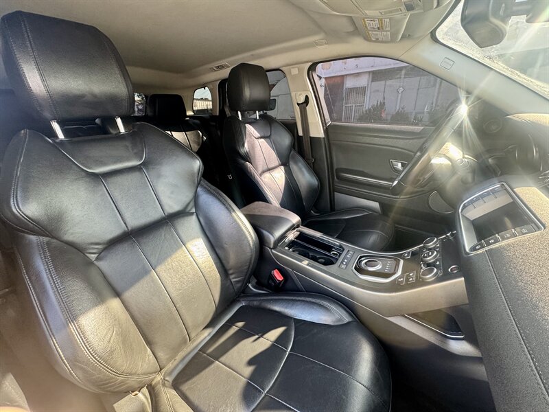 2019 Land Rover Range Rover Evoque SE - Photo 15 - Long Beach, CA 90813