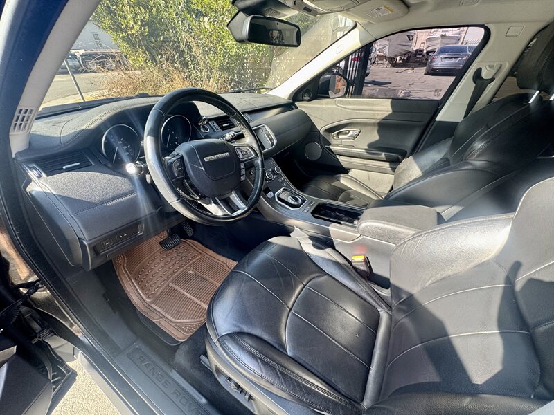 2019 Land Rover Range Rover Evoque SE - Photo 10 - Long Beach, CA 90813