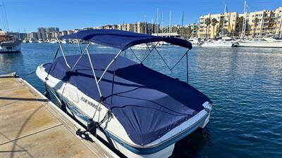 2000 Fourwinns &laquo;model&raquo;