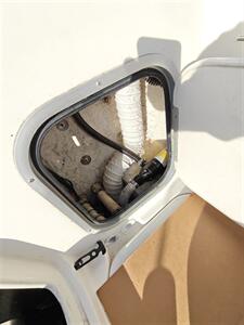 2004 Trophy &laquo;model&raquo;   - Photo 25 - Long Beach, CA 90813