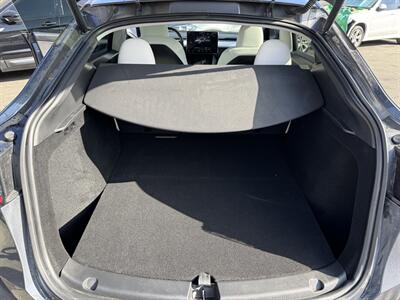 2023 Tesla Model Y   - Photo 15 - Long Beach, CA 90813