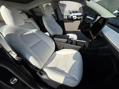 2023 Tesla Model Y   - Photo 17 - Long Beach, CA 90813
