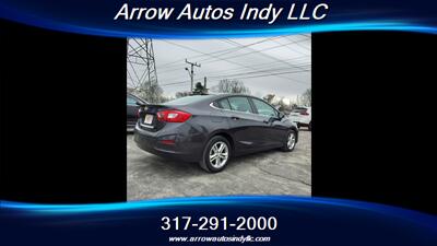 2017 Chevrolet Cruze LT Auto   - Photo 4 - Indianapolis, IN 46268