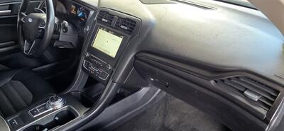 2018 Ford Fusion SE   - Photo 11 - Apopka, FL 32703