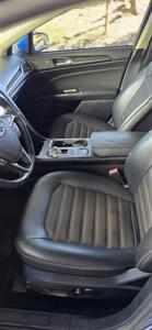 2018 Ford Fusion SE   - Photo 9 - Apopka, FL 32703