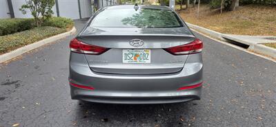 2018 Hyundai ELANTRA Limited - Photo 8 - Apopka, FL 32703
