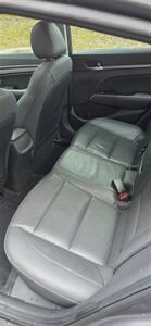 2018 Hyundai ELANTRA Limited - Photo 11 - Apopka, FL 32703