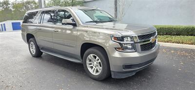 2019 Chevrolet Suburban LT   - Photo 2 - Apopka, FL 32703