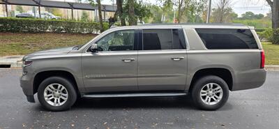 2019 Chevrolet Suburban LT   - Photo 4 - Apopka, FL 32703