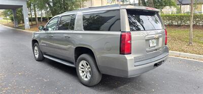 2019 Chevrolet Suburban LT   - Photo 7 - Apopka, FL 32703