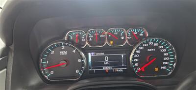 2019 Chevrolet Suburban LT   - Photo 10 - Apopka, FL 32703