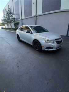 2013 Chevrolet Cruze LS Manual   - Photo 3 - Apopka, FL 32703