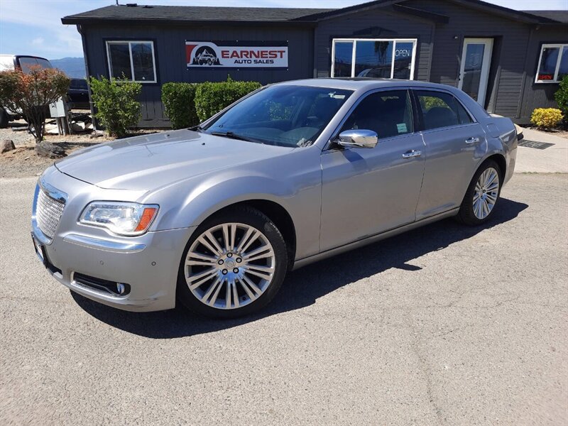 2014 Chrysler 300C 4dr Sedan  