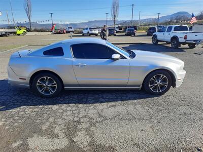 2014 Ford Mustang V6 - Photo 5 - Medford, OR 97504
