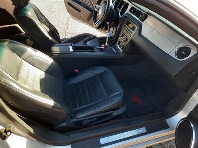 2014 Ford Mustang V6 - Photo 7 - Medford, OR 97504