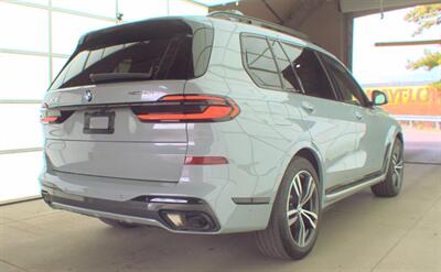 2023 BMW X7 xDrive40i   - Photo 4 - Matthews, NC 28104