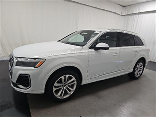 2025 Audi Q7 quattro 45 TFSI  