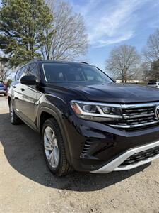 2022 Volkswagen Atlas V6 SE 4Motion   - Photo 2 - Matthews, NC 28104