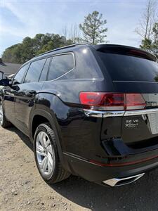 2022 Volkswagen Atlas V6 SE 4Motion   - Photo 6 - Matthews, NC 28104