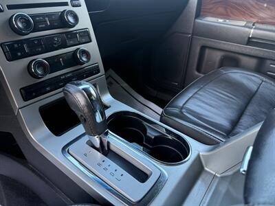 2009 Ford Flex SEL   - Photo 10 - Elk Grove, CA 95624