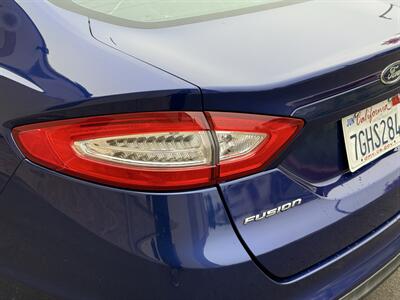 2014 Ford Fusion SE - Photo 14 - Elk Grove, CA 95624